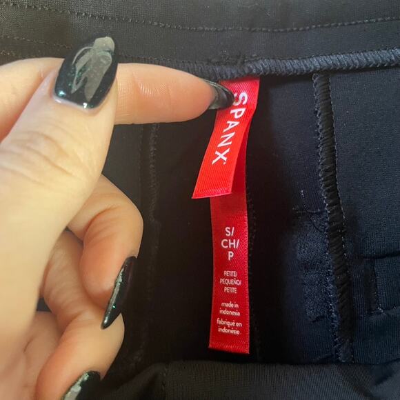 SPANX Small Black Seam Stretchy Pants Ankle Straight Leg - Picture 3 of 6